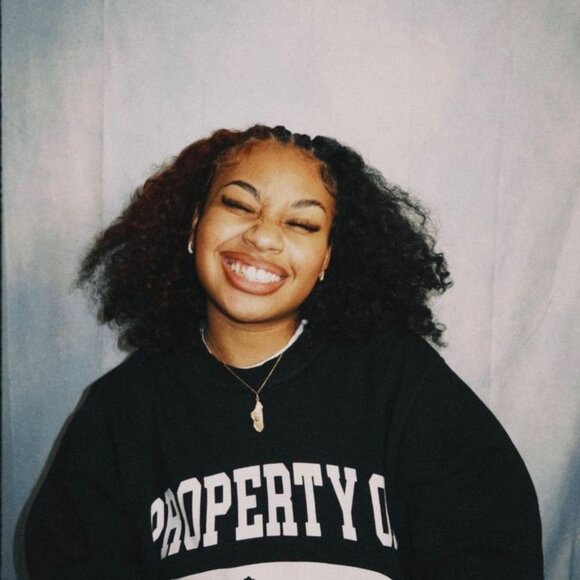 Meet the Posher Other - Meet your Posher, Caroline S